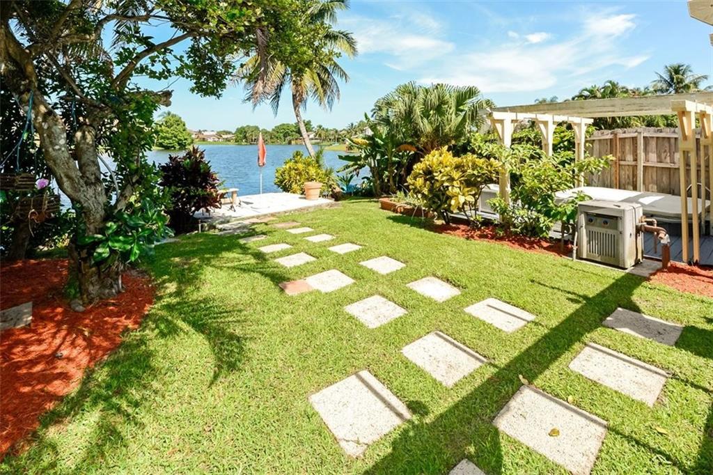 Woods Of Rolling Hills - Residential