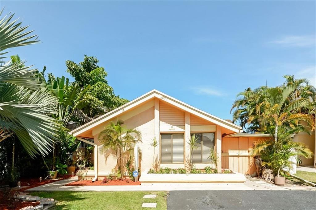 Woods Of Rolling Hills - Residential