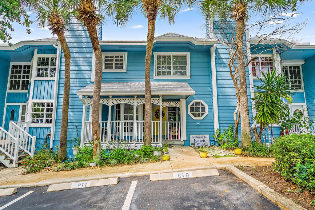 Photo of 611 Ocean Dunes Circle Cir, Jupiter, FL 33477 (MLS # R10789589)