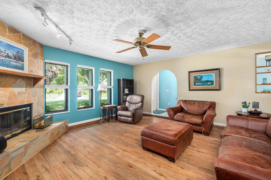 PORT ST LUCIE SECTION 43 - Residential