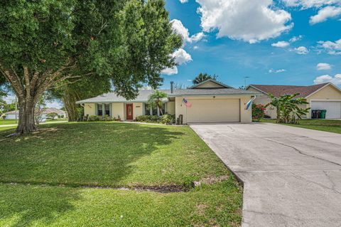 A home in Port St Lucie