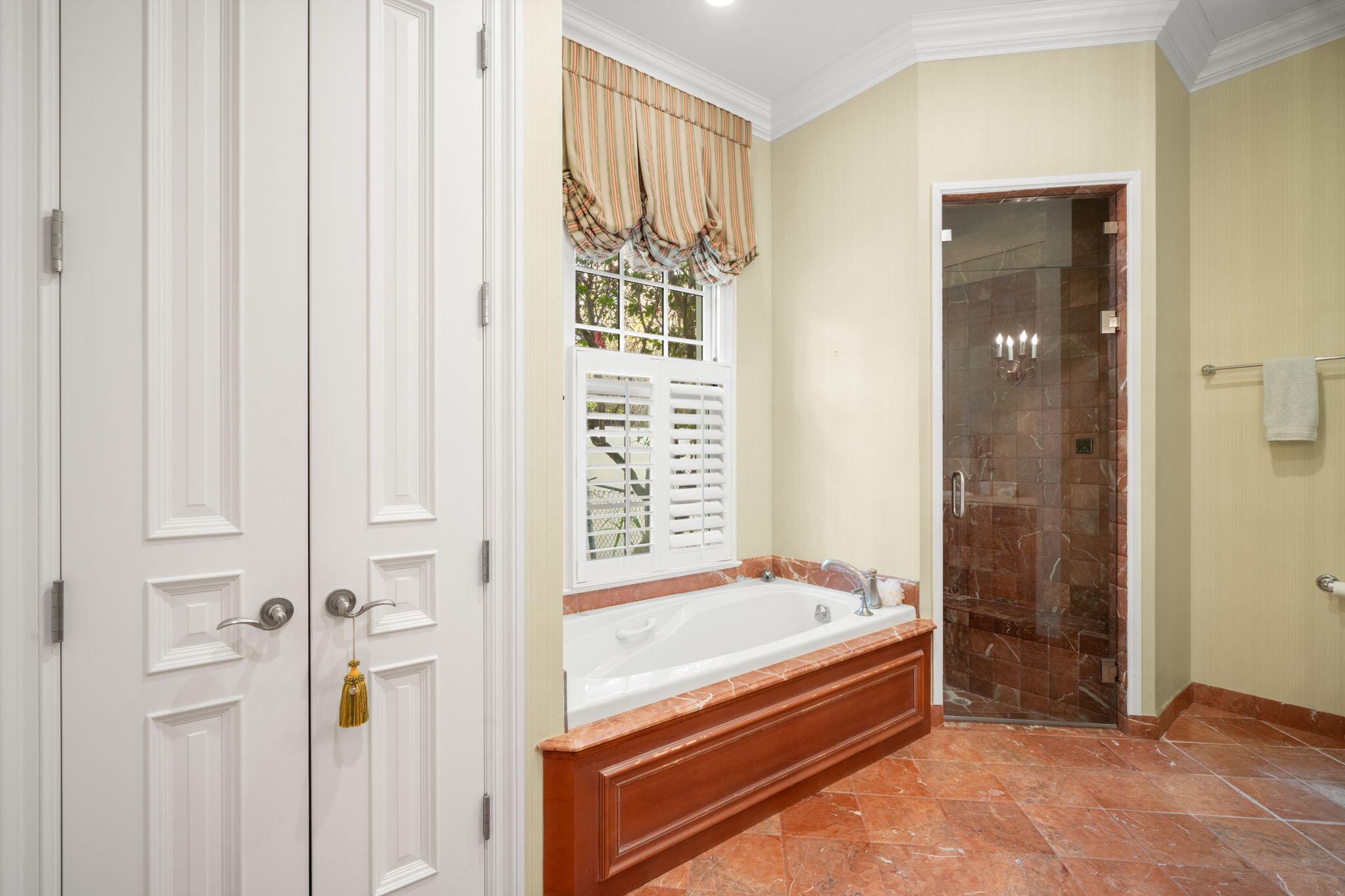 GRAHAM ECKES ACADEMY - Residential