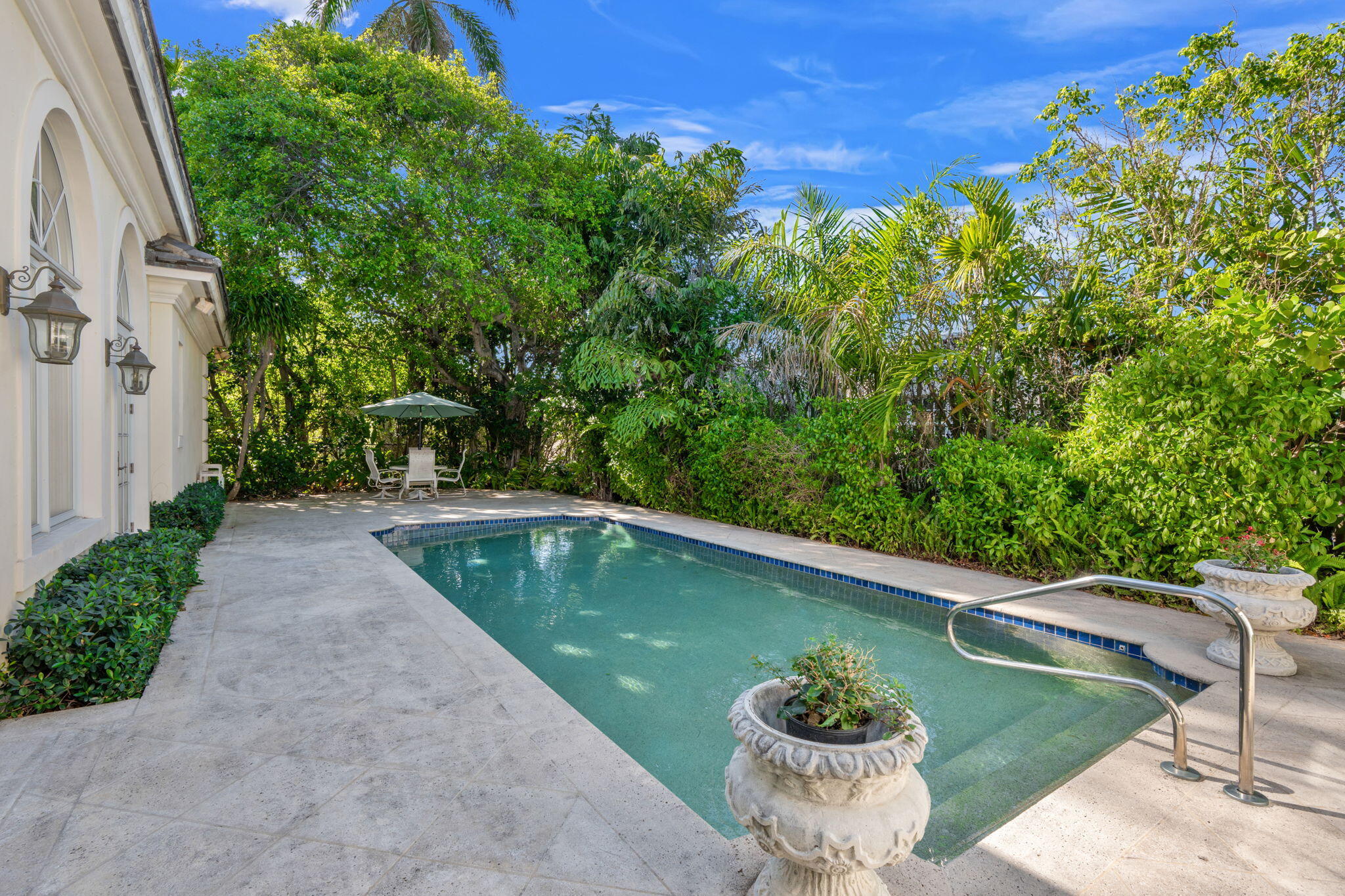 GRAHAM ECKES ACADEMY - Residential