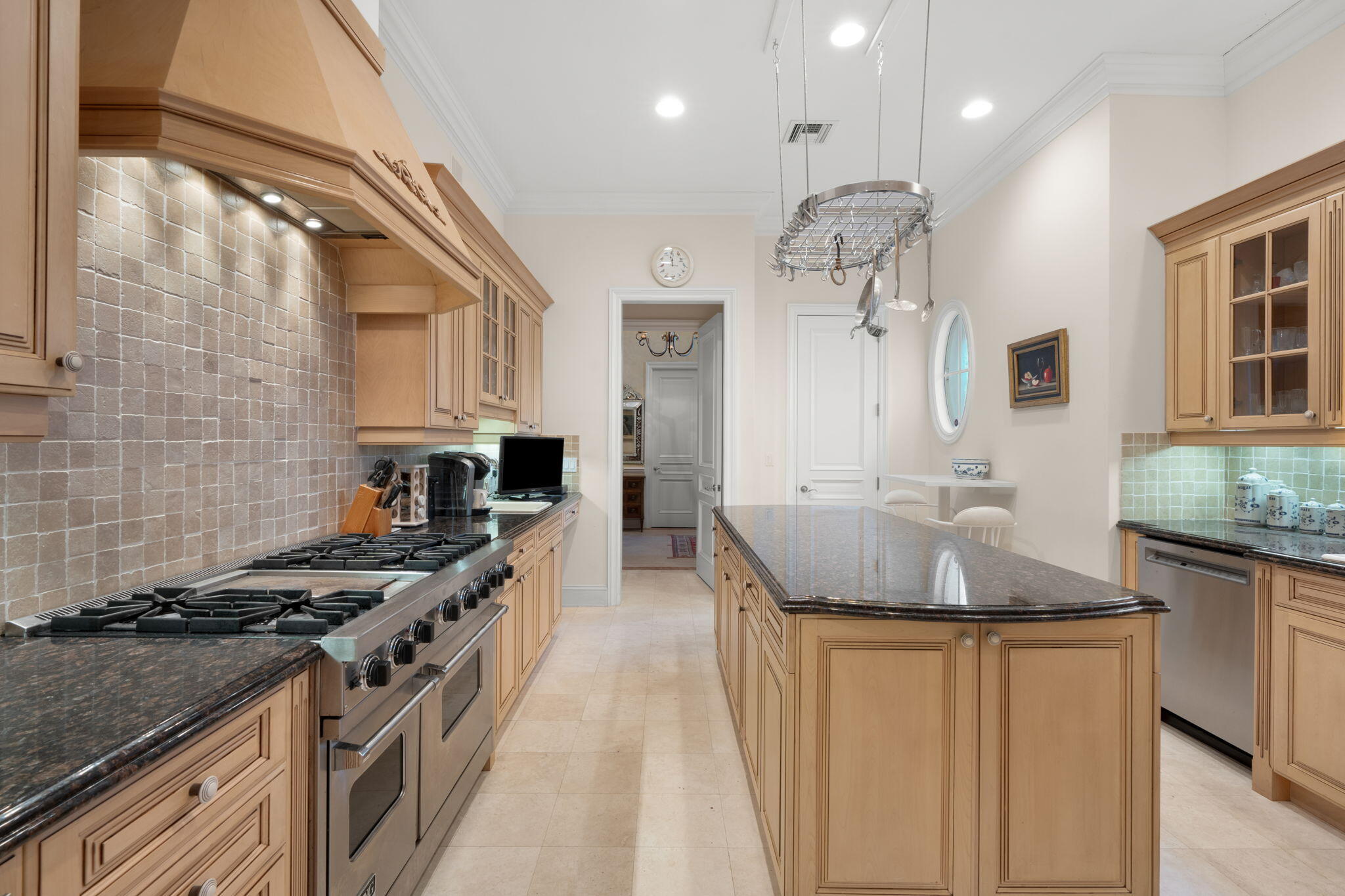 GRAHAM ECKES ACADEMY - Residential