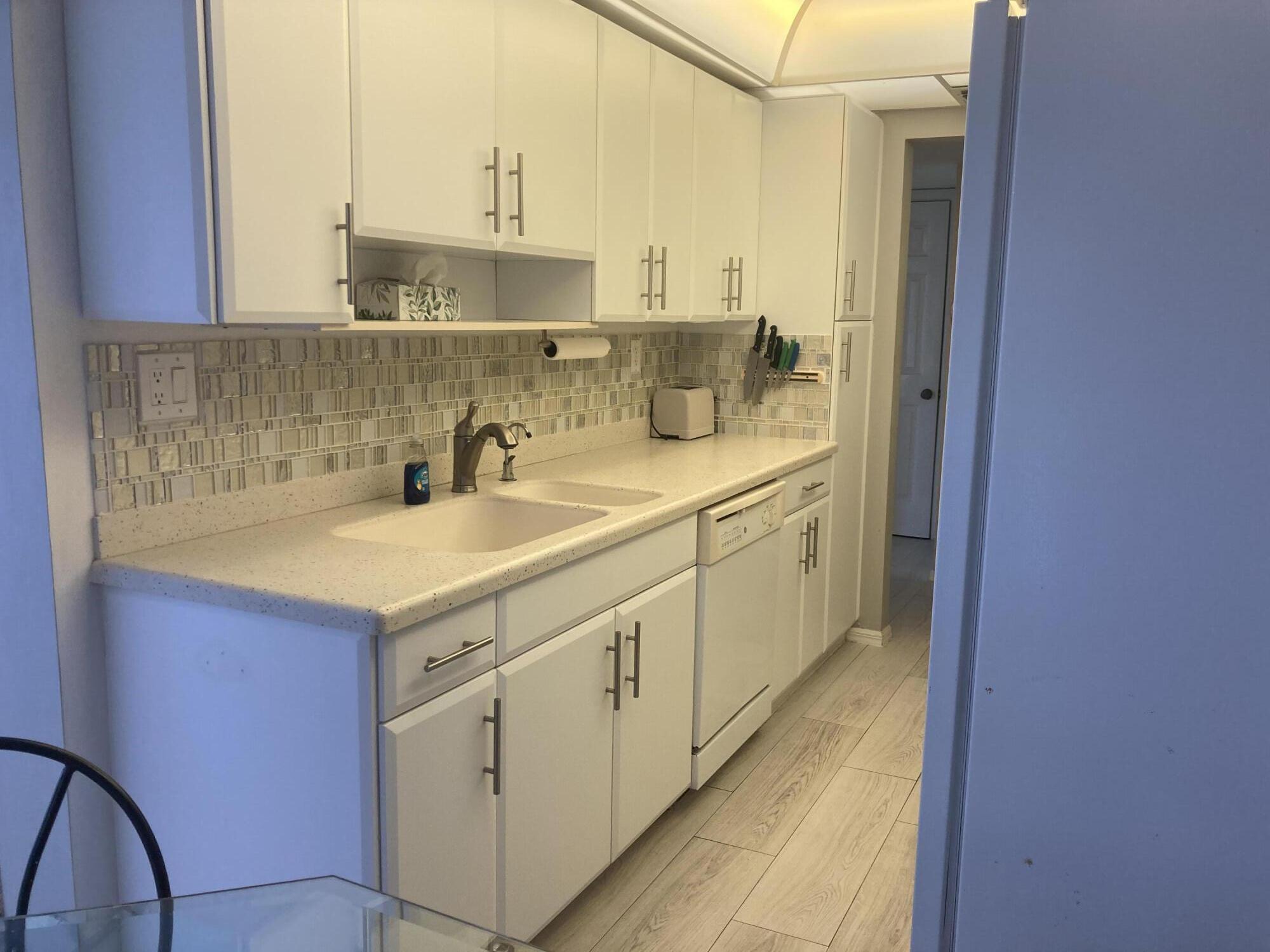 GALT OCEAN TERRACE CONDO - Residential Lease