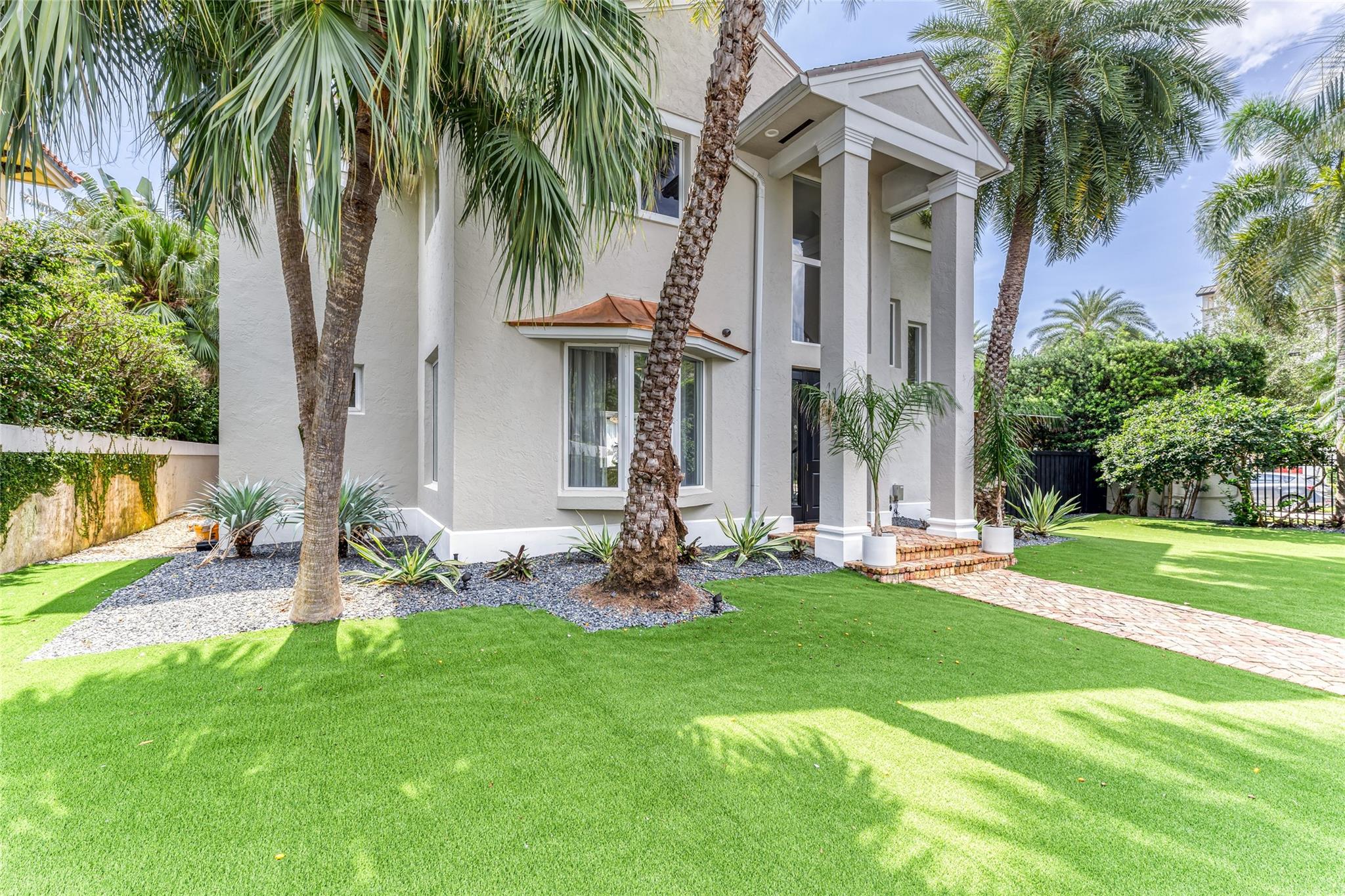IDLEWYLD - Residential Lease