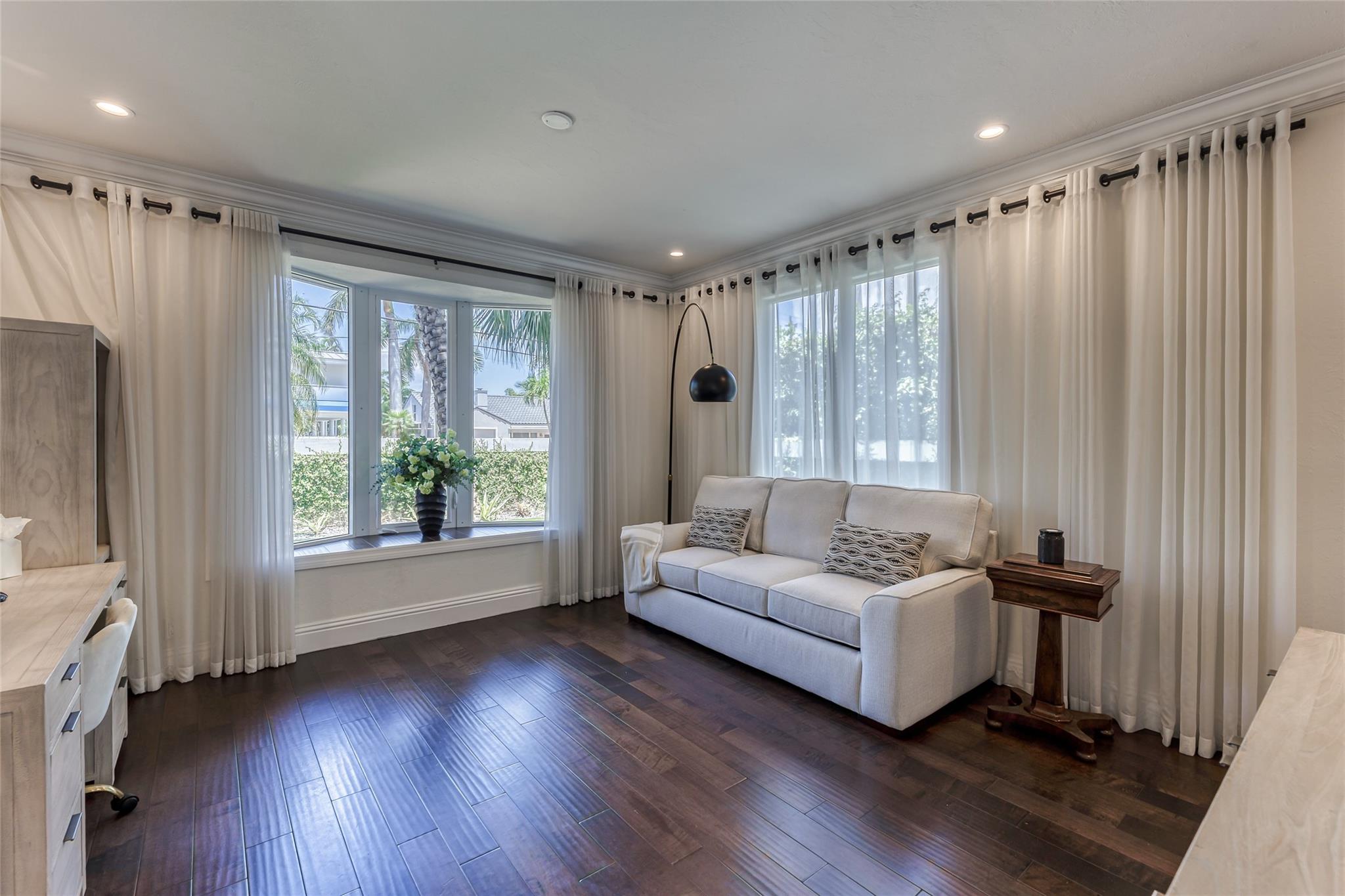 IDLEWYLD - Residential Lease