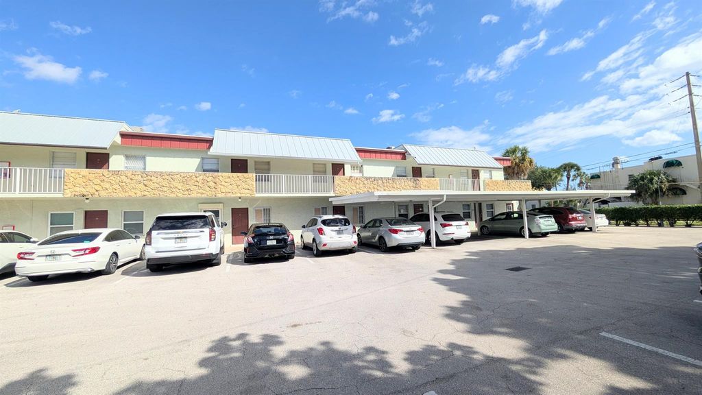 Photo of 860 SE 6th Avenue #205, Deerfield Beach, FL 33441 (MLS # R11133704)