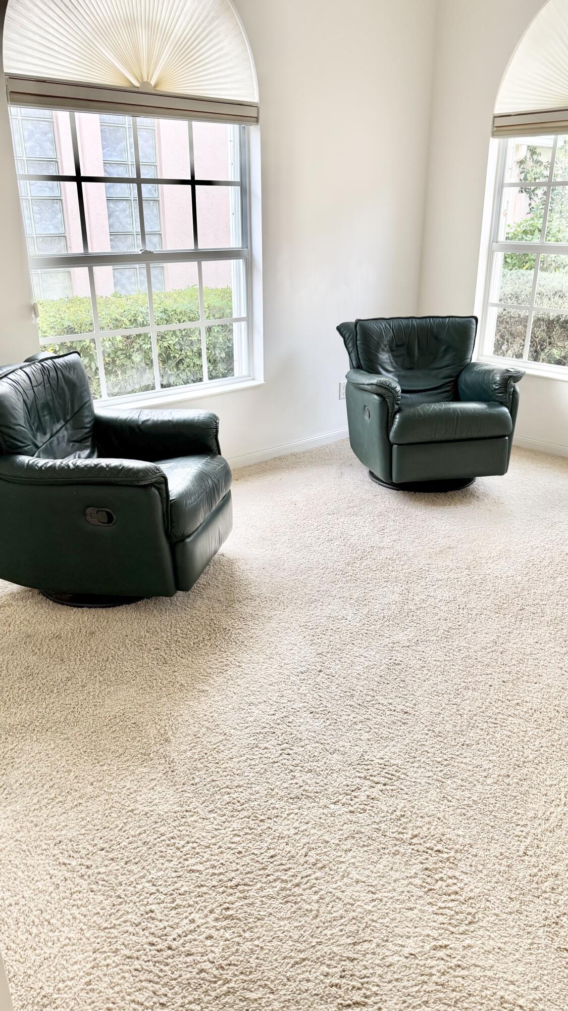 RIVERWALK 12 - Residential