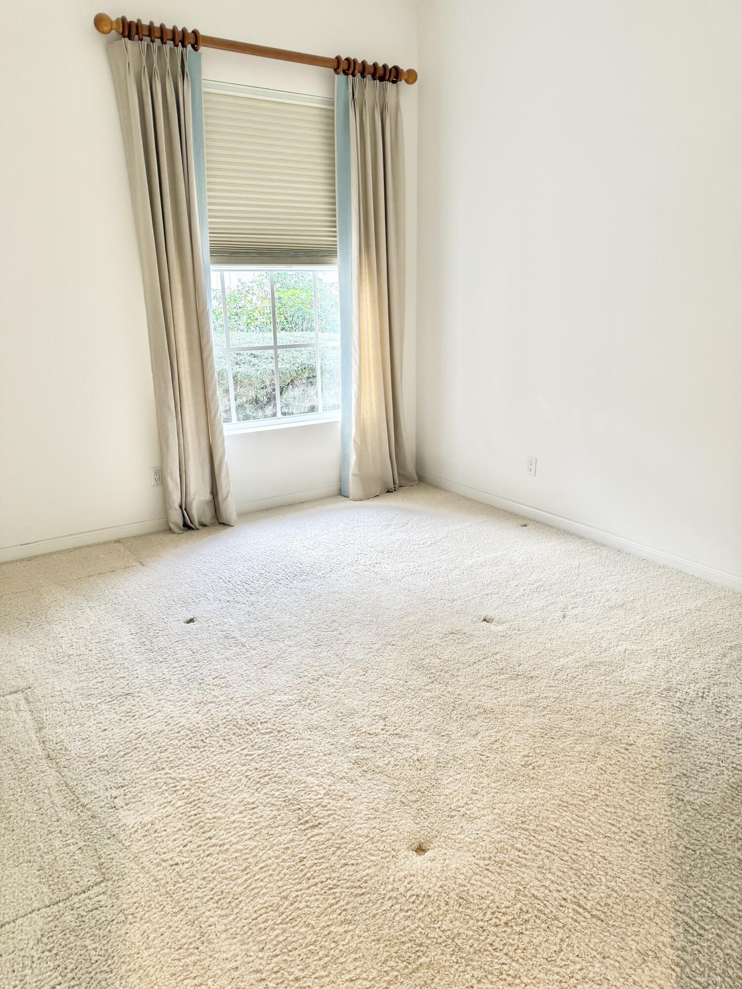 RIVERWALK 12 - Residential