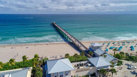 A home in Deerfield Beach