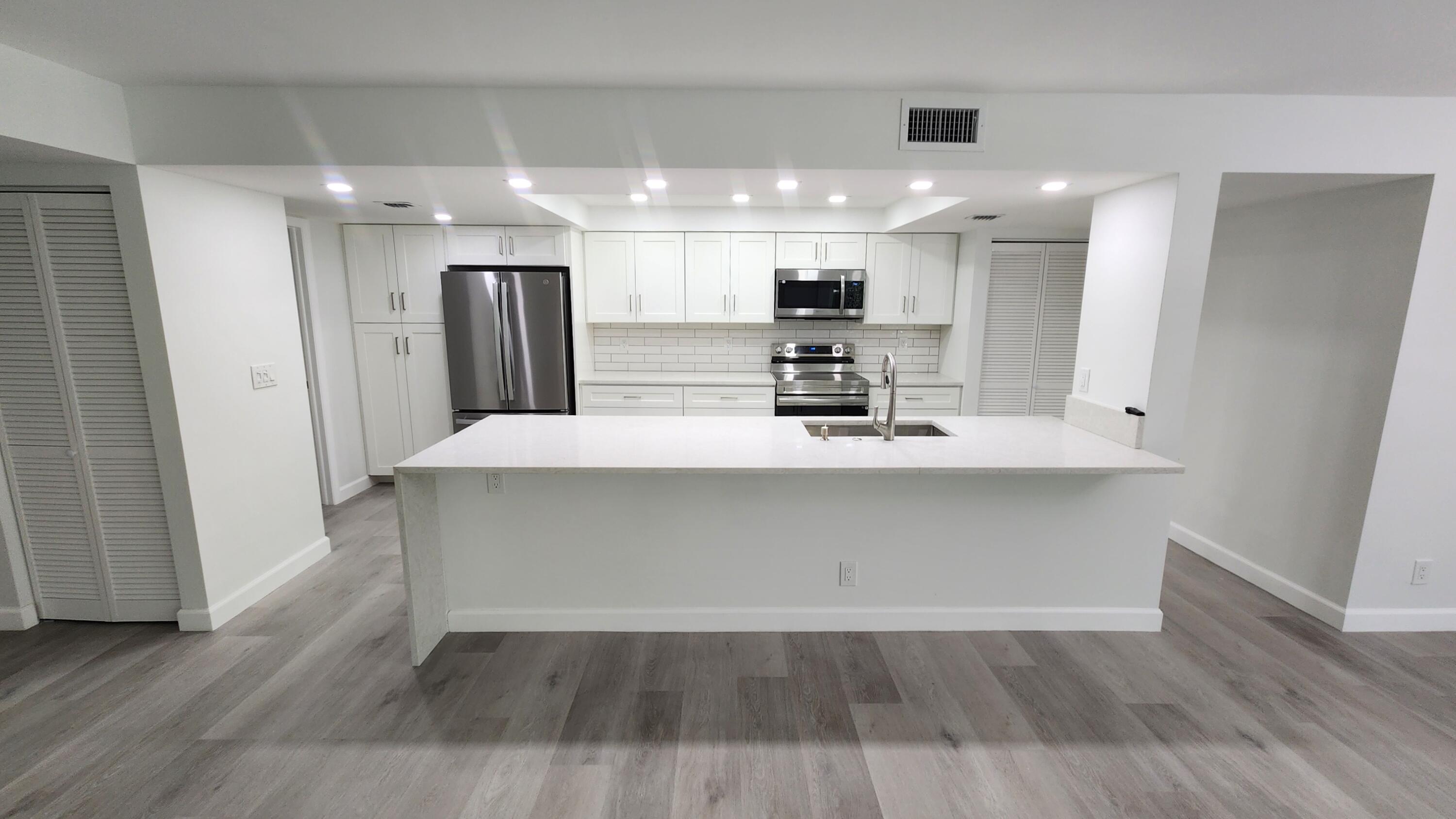 LAVERS DELRAY RACQUET CLUB CONDO - Residential Lease