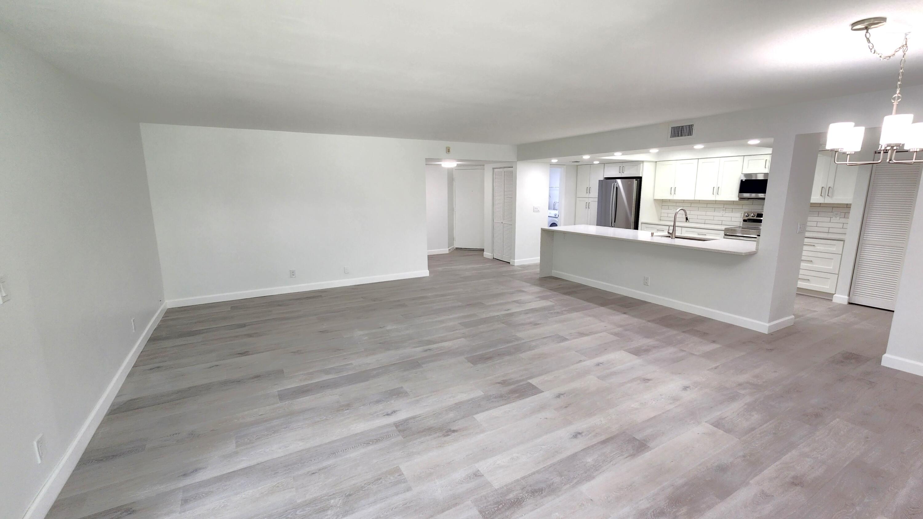 LAVERS DELRAY RACQUET CLUB CONDO - Residential Lease