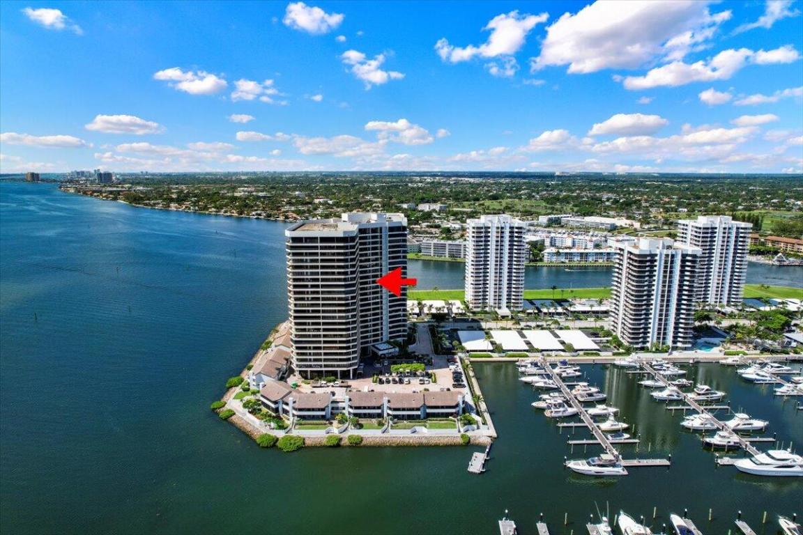 OLD PORT COVE LAKE POINT TOWER CONDO - Residential