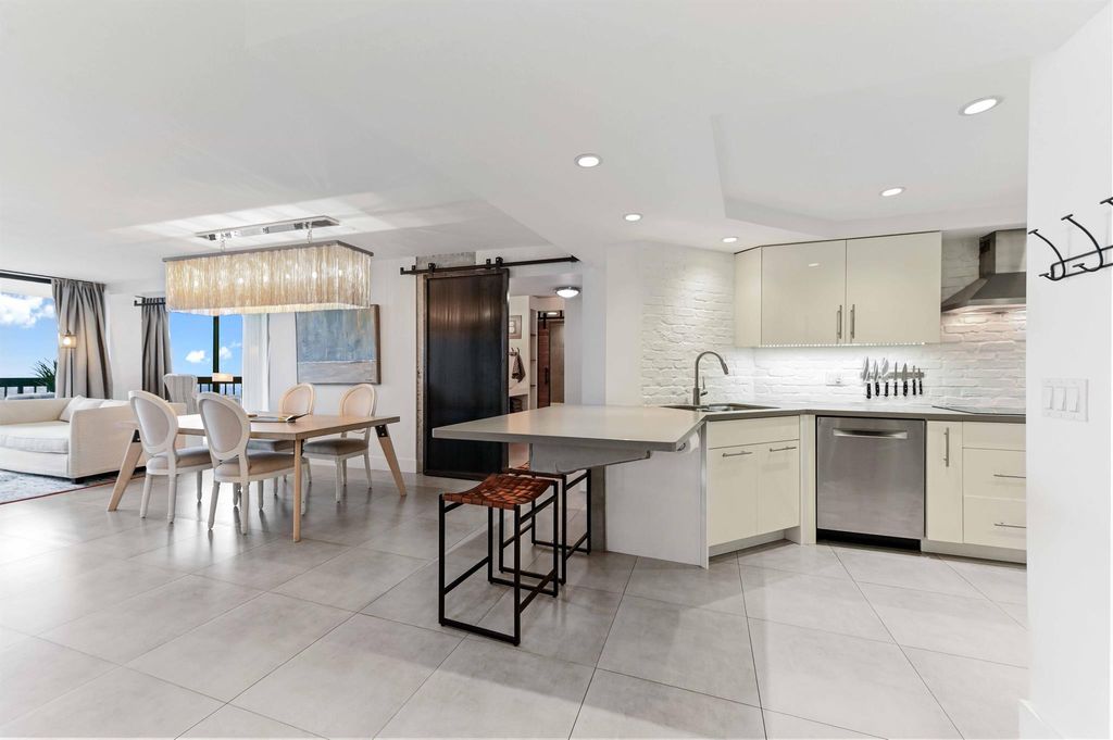 Photo of 2425 Presidential Way #1806, West Palm Beach, FL 33401 (MLS # R11148721)