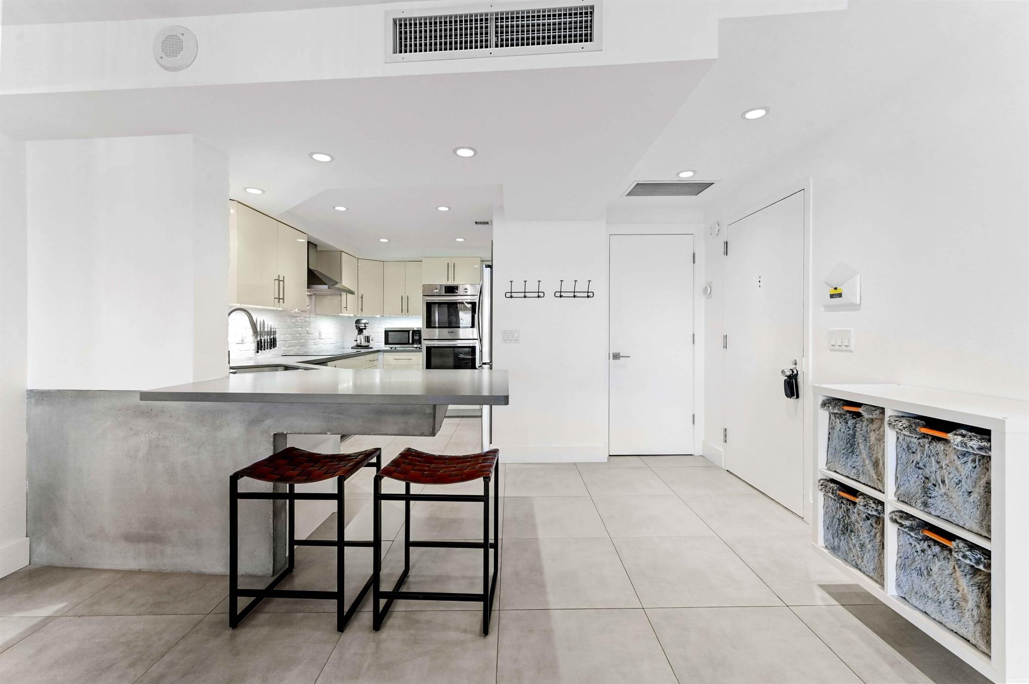 LANDS OF THE PRESIDENT CO - Residential