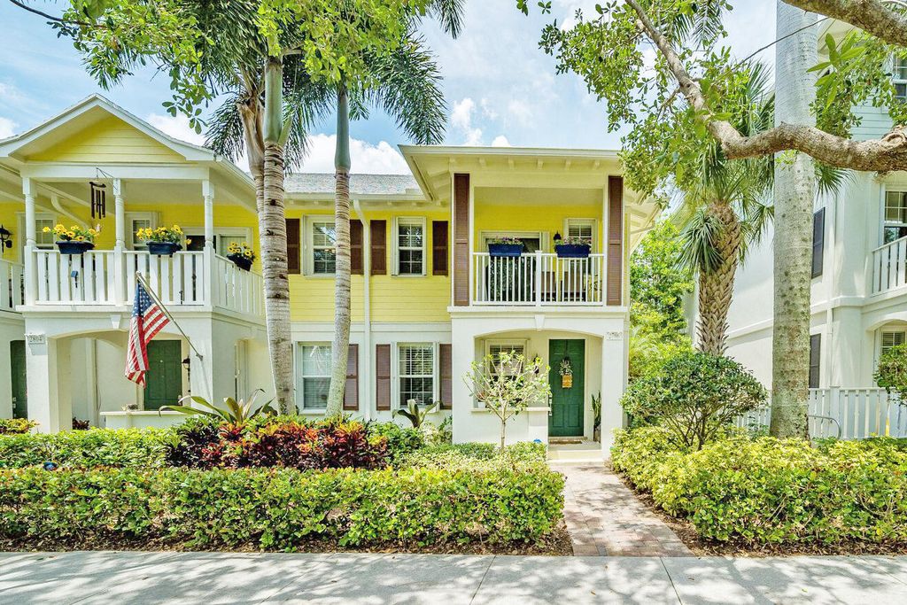 Photo of 2796 W Community Drive, Jupiter, FL 33458 (MLS # R11026065)