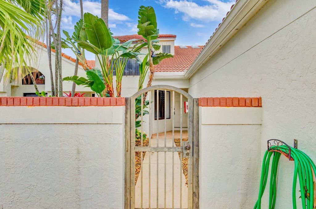 Photo of 601 Sea Oats Drive #B2, Juno Beach, FL 33408 (MLS # R10949305)