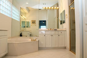 CASCADE LAKES - Residential