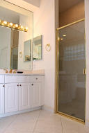 CASCADE LAKES - Residential