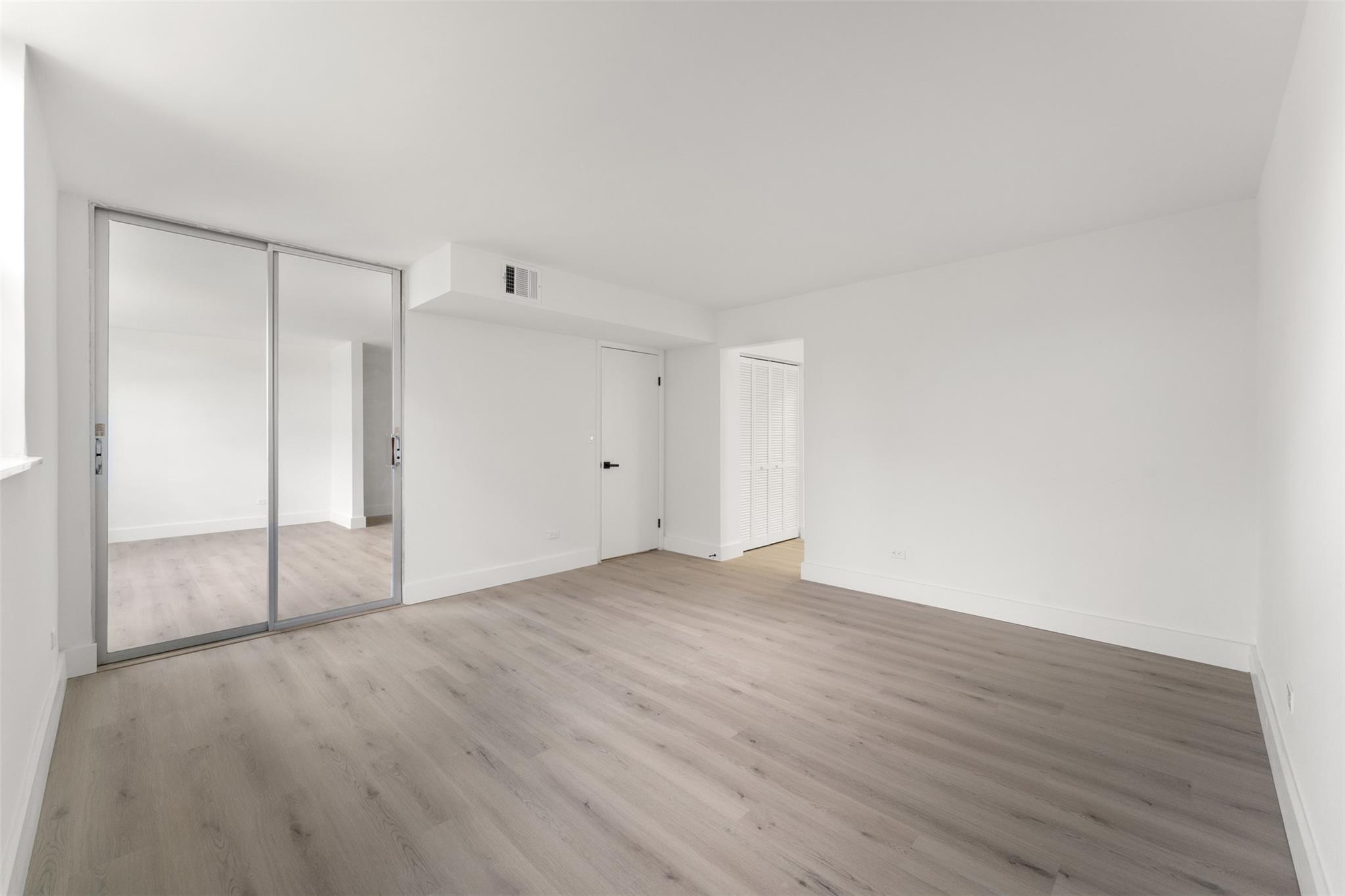 Royal Oaks - Residential