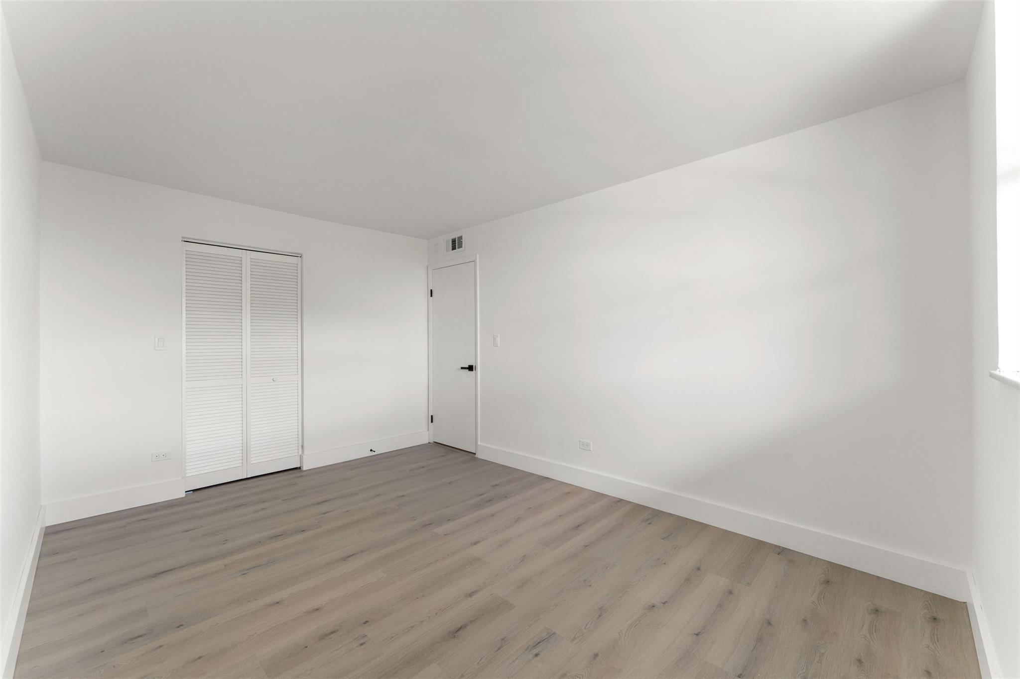 Royal Oaks - Residential