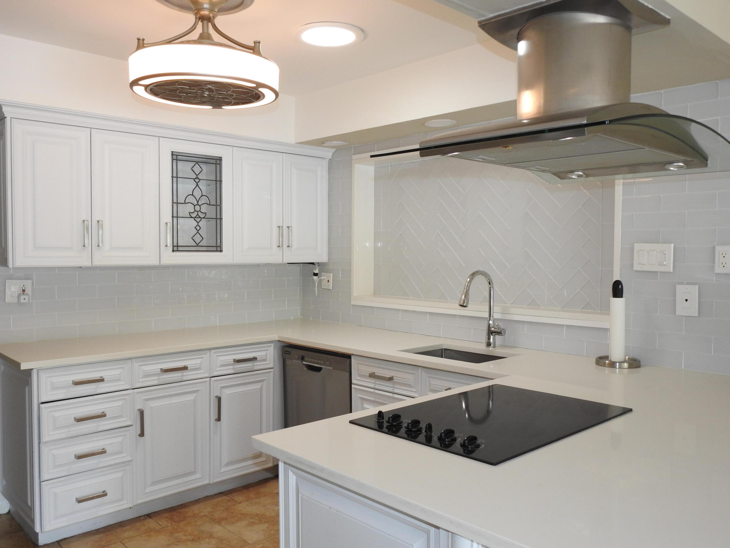 CORAL POINT - Residential