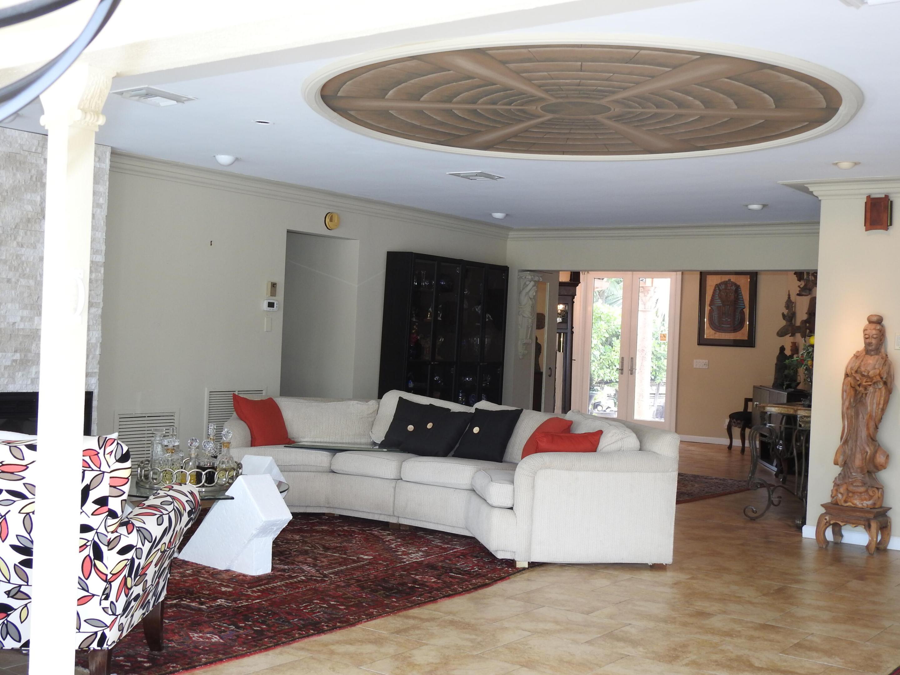 CORAL POINT - Residential