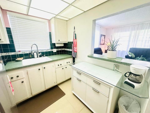 Tiny photo for 425 Durham N, Deerfield Beach, FL 33442 (MLS # B26090763)