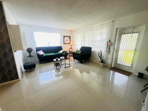 Tiny photo for 425 Durham N, Deerfield Beach, FL 33442 (MLS # B26090763)