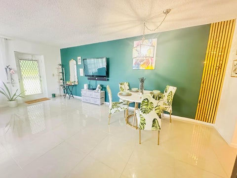 Tiny photo for 425 Durham N, Deerfield Beach, FL 33442 (MLS # B26090763)
