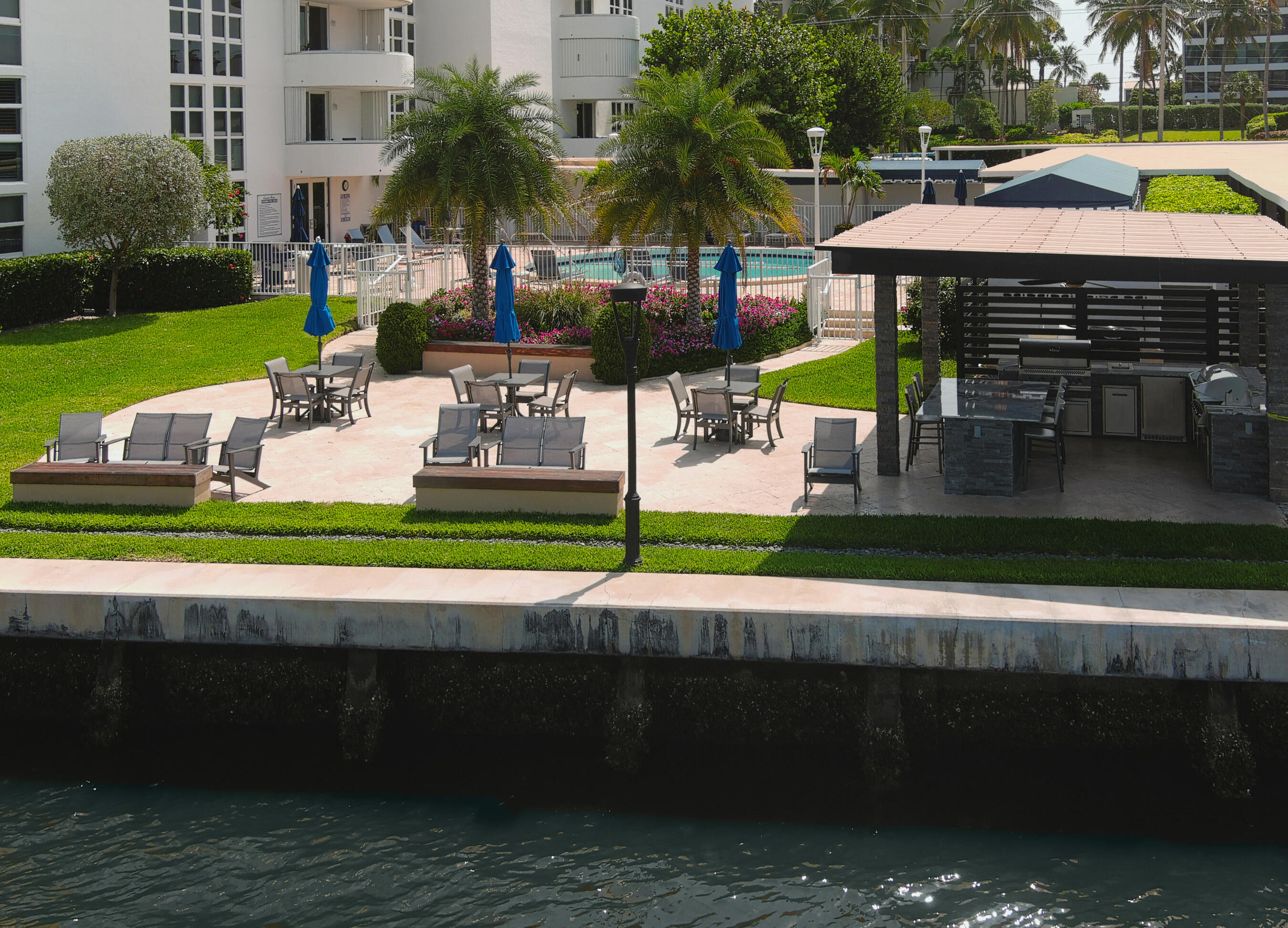 Coastal House - Residential