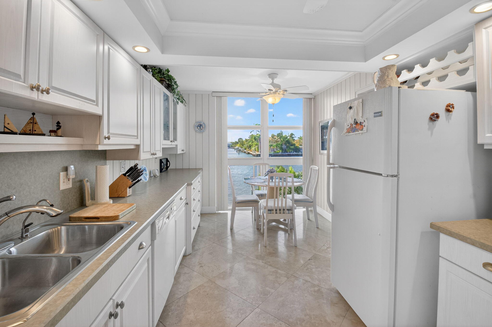 Coastal House - Residential