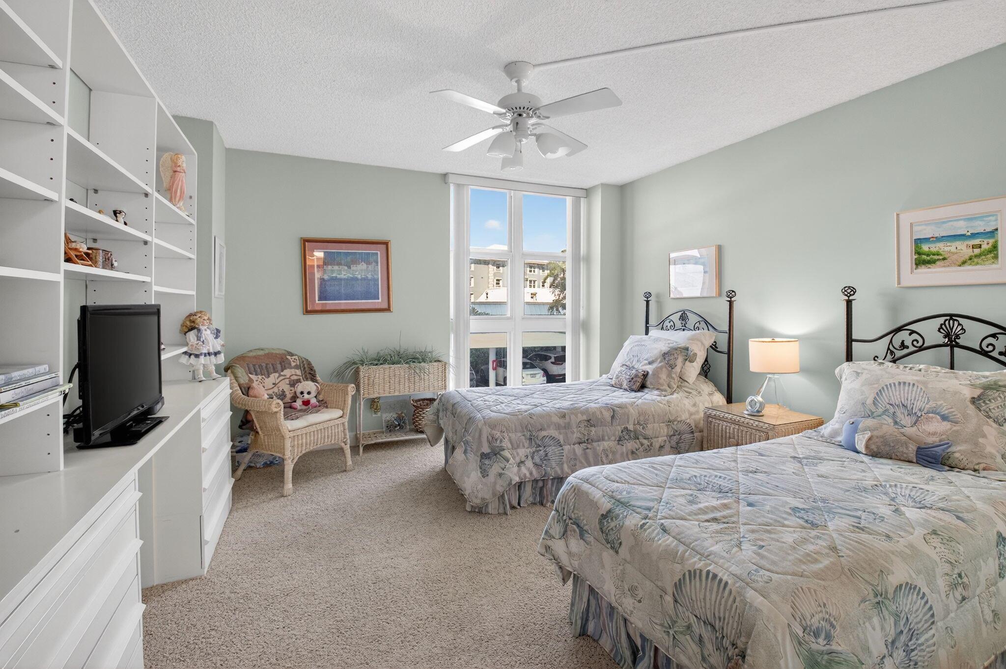 Coastal House - Residential