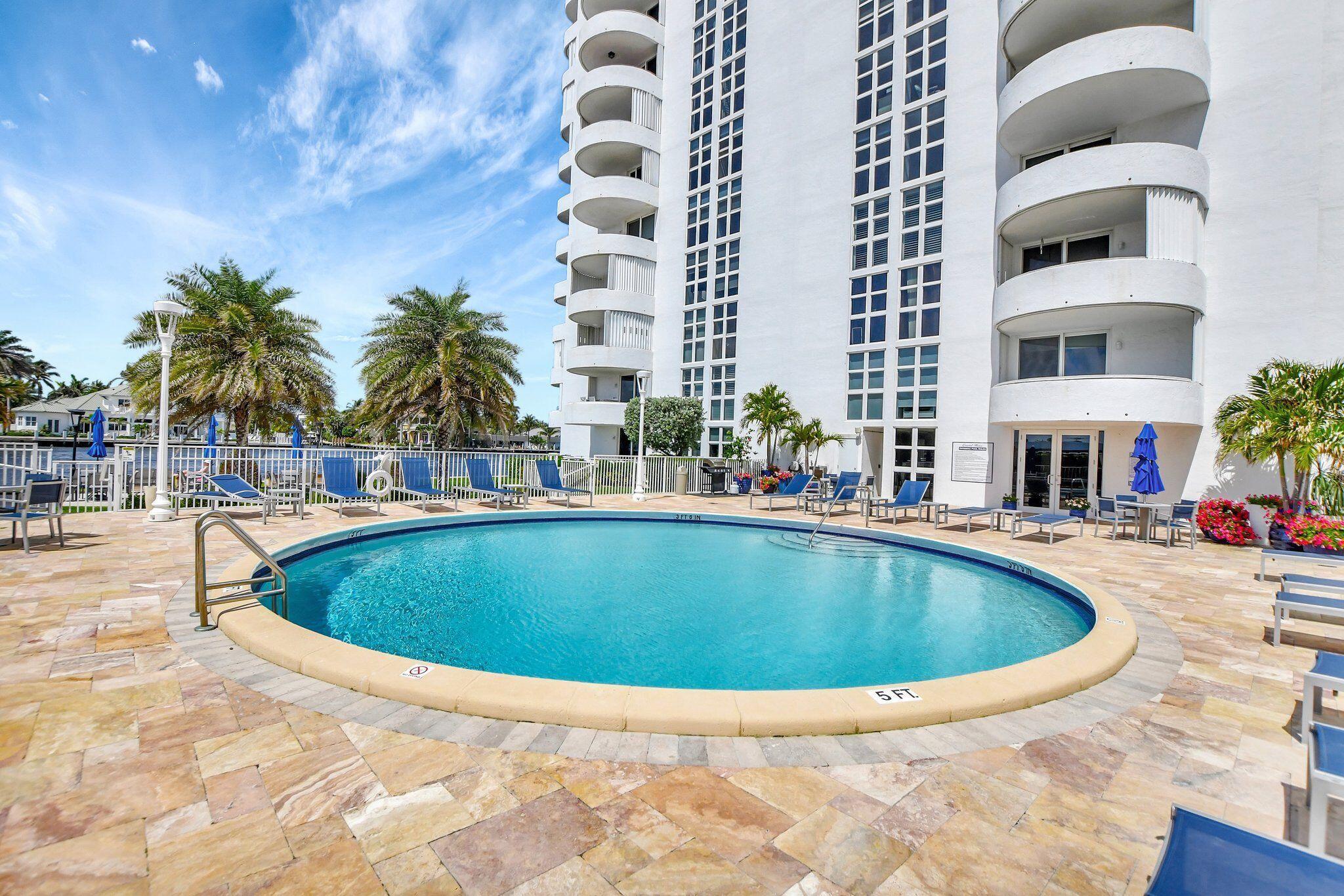 Coastal House - Residential