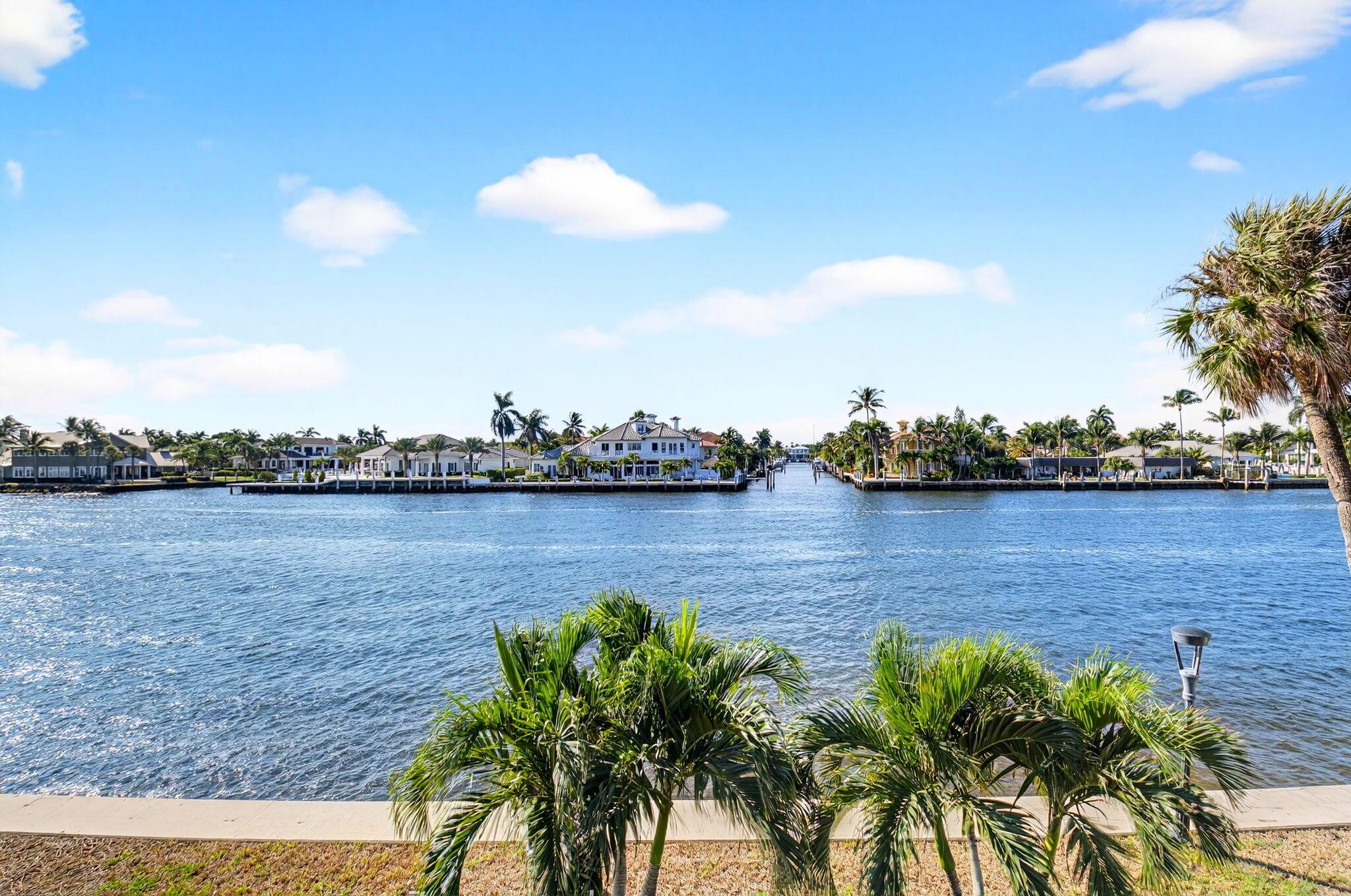 Coastal House - Residential