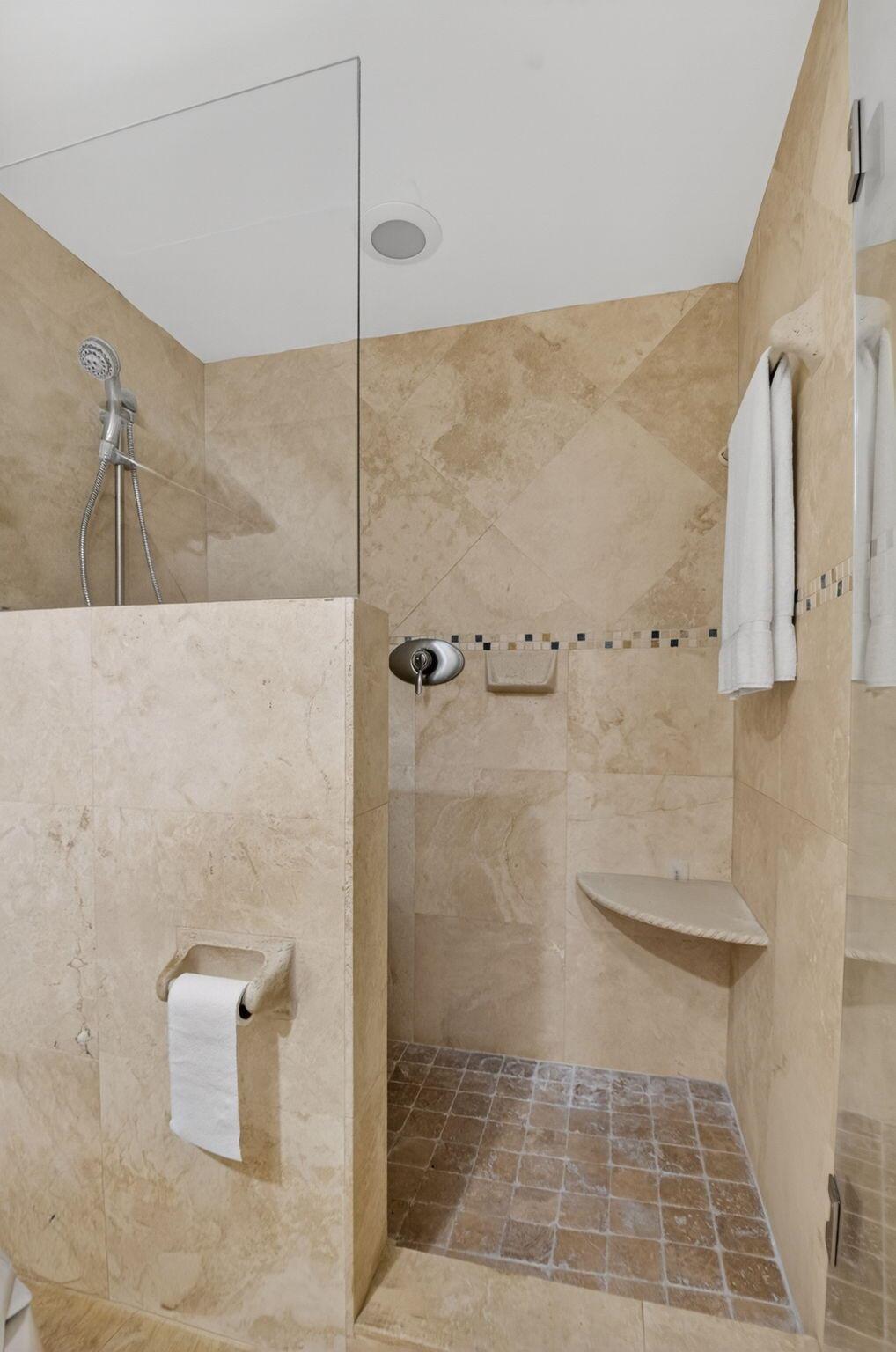 Coastal House - Residential