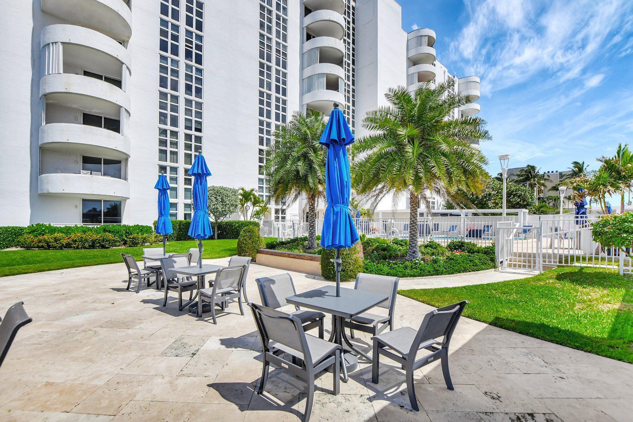 Coastal House - Residential