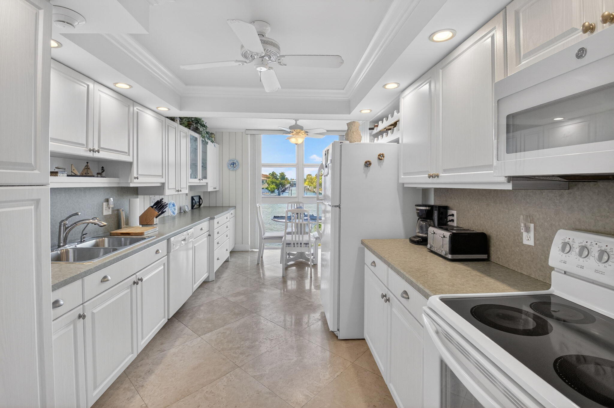 Coastal House - Residential