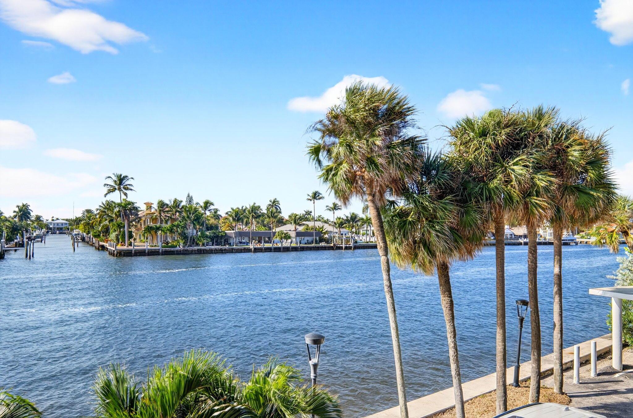 Coastal House - Residential