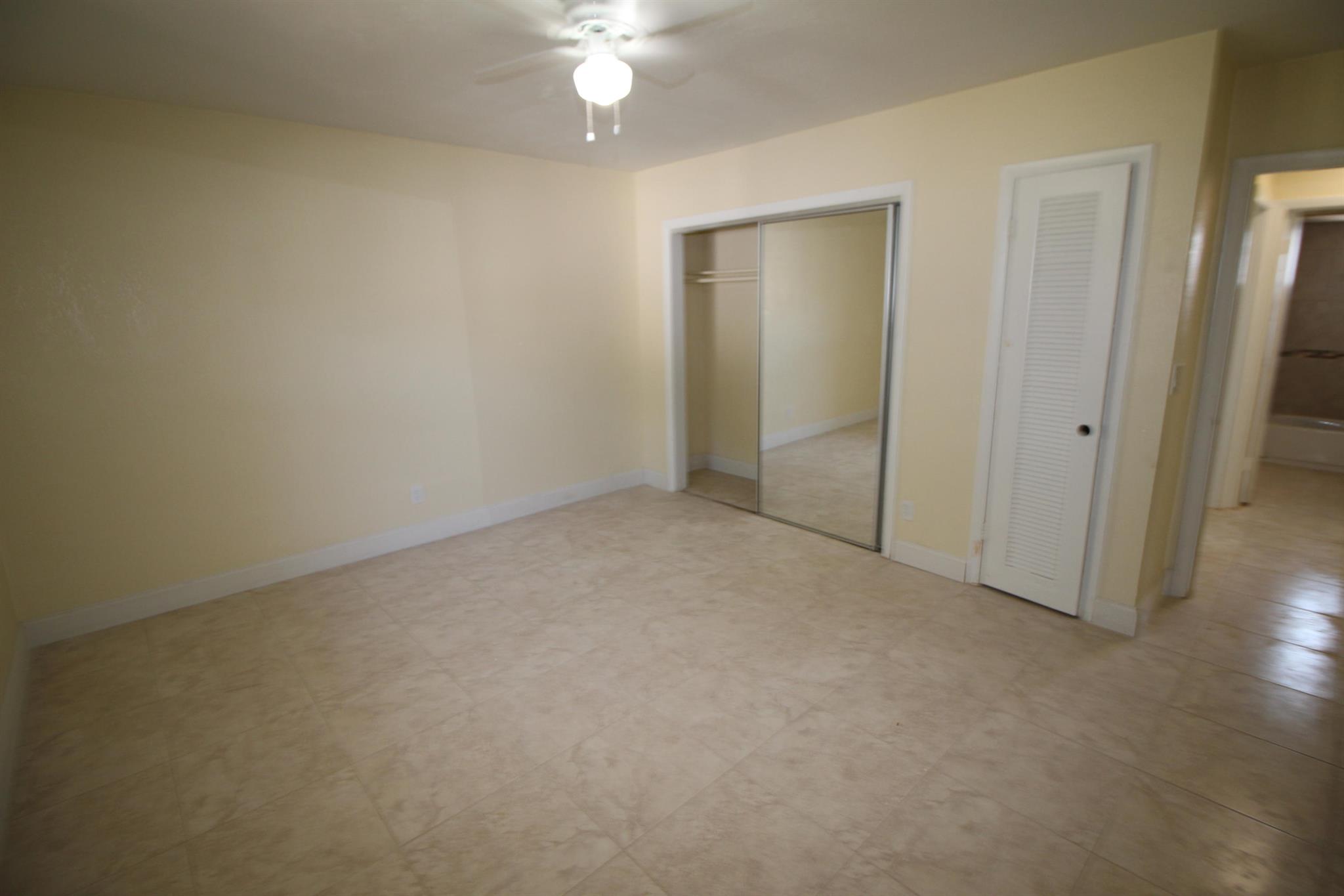 SOUTH SHORE 1 OF WELLINGT - Residential Lease