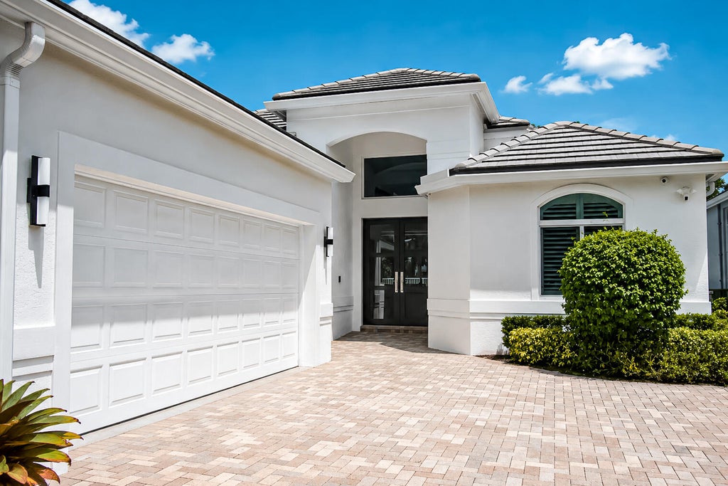 Photo of 16124 VILLA VIZCAYA Place, Delray Beach, FL 33446 (MLS # B26077415)