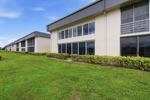 Tiny photo for 53 Piedmont B, Delray Beach, FL 33484 (MLS # B26036553)