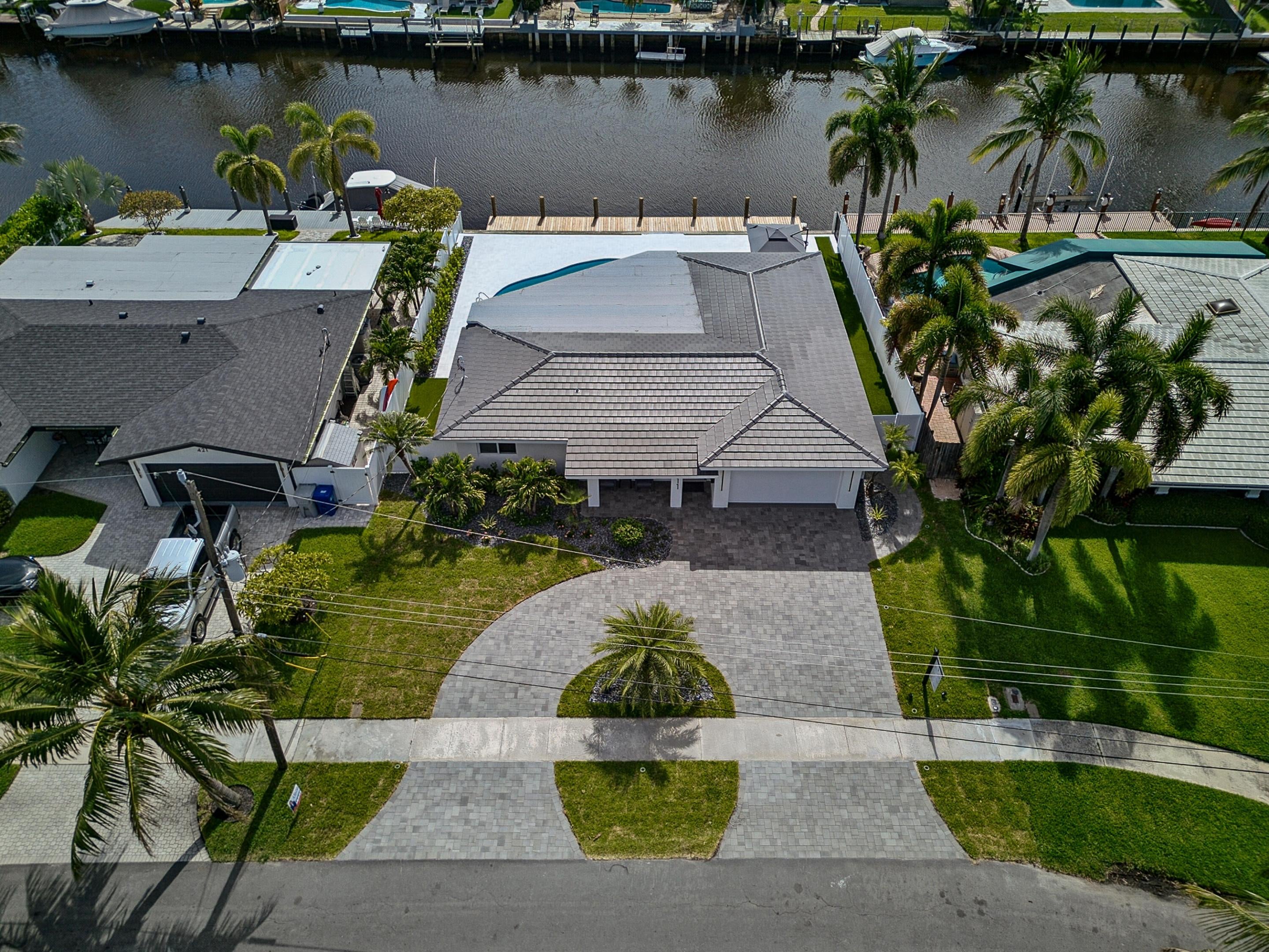 411 SE 2nd Avenue, Pompano Beach FL 33060