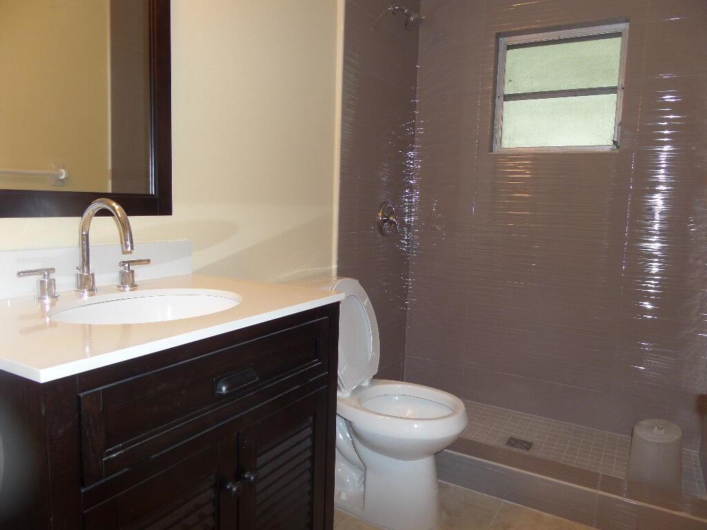 HIGHLAND PINES - Residential Lease