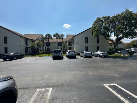 33467 Homes for Sale Near Wellington FL | 33467 Real Estate 3395 Jog Park Drive Greenacres FL 33467