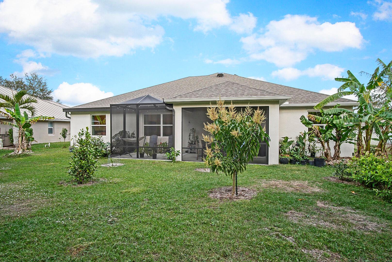 PORT ST LUCIE SECTION 48 1ST REPLAT - Residential