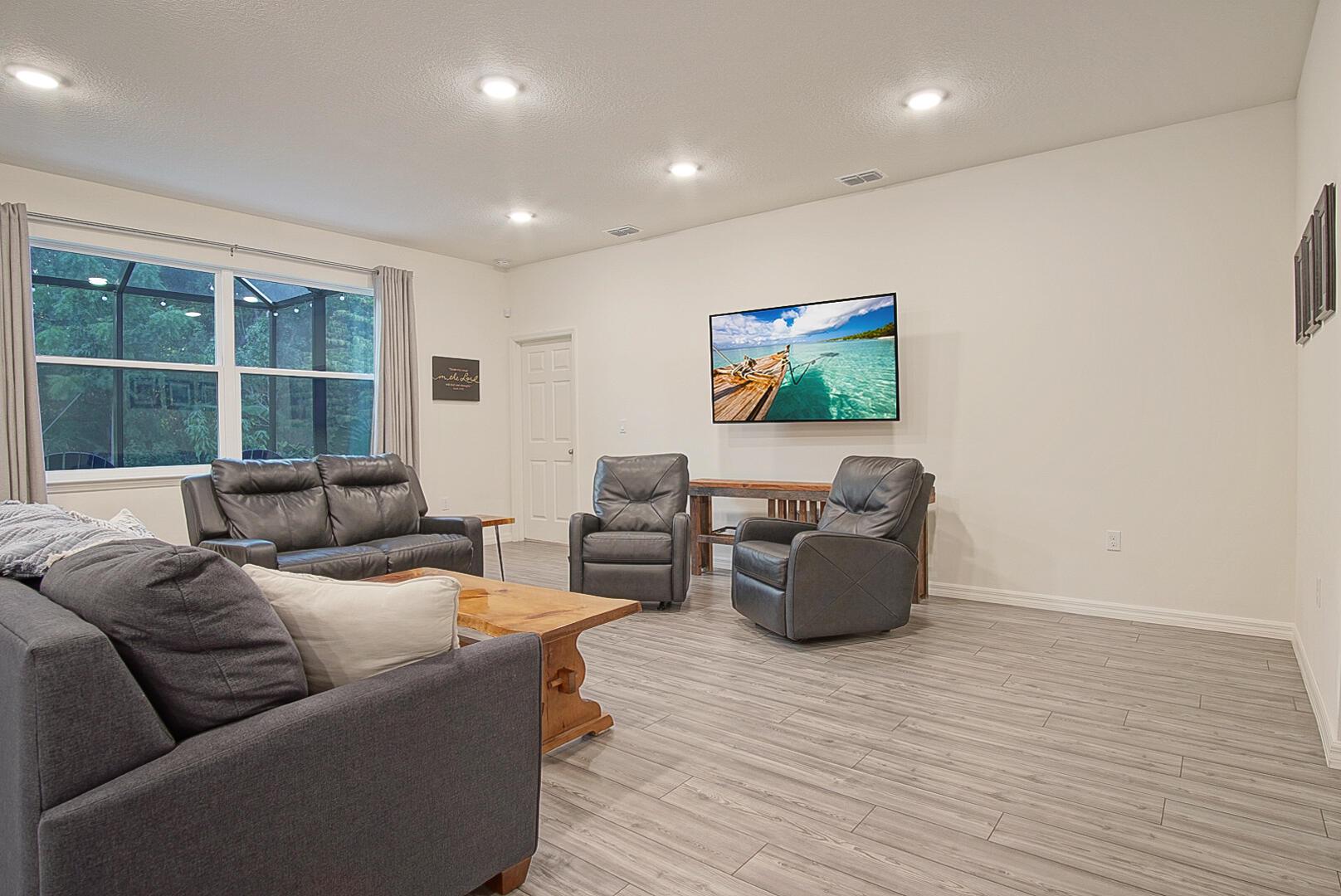 PORT ST LUCIE SECTION 48 1ST REPLAT - Residential