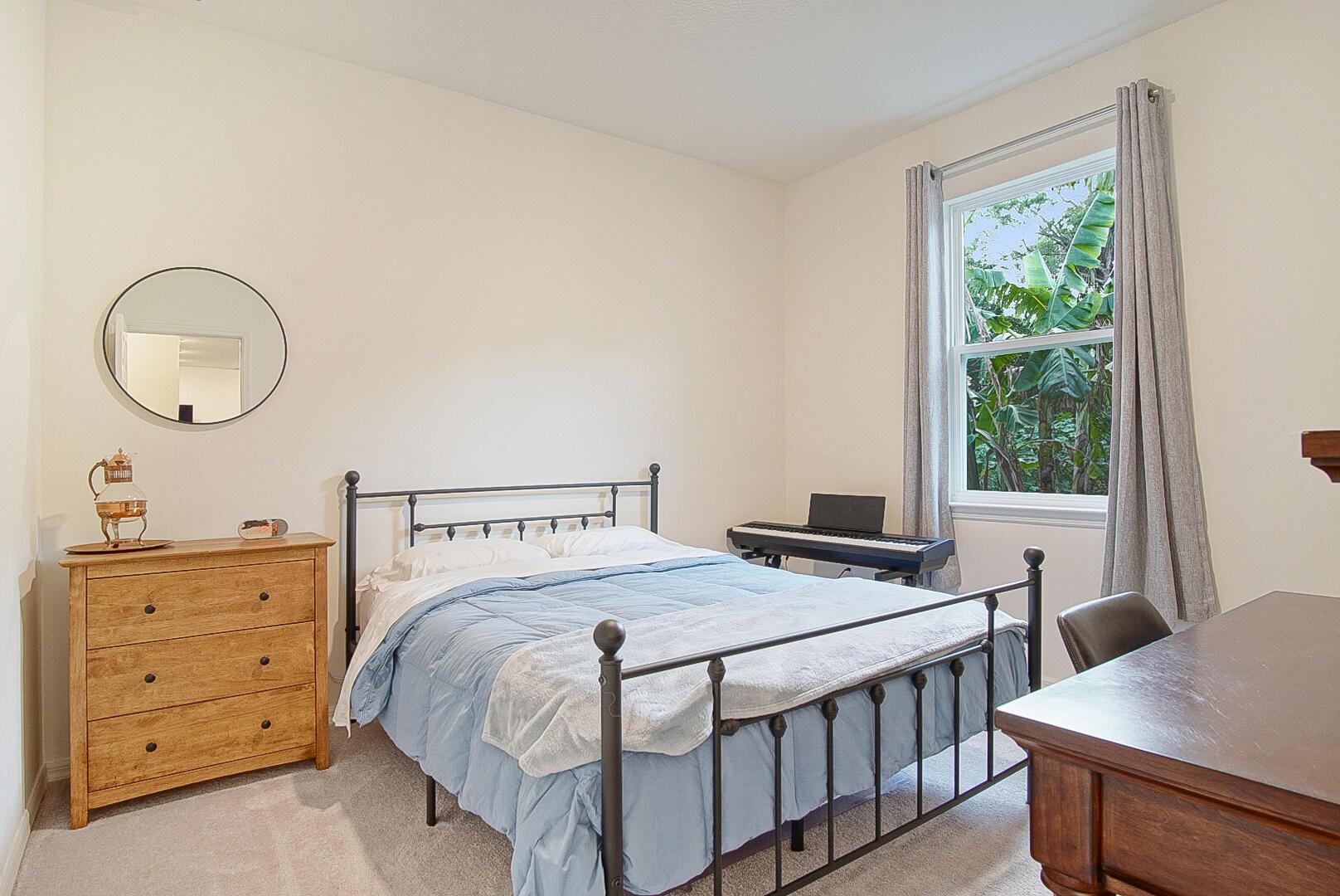 PORT ST LUCIE SECTION 48 1ST REPLAT - Residential