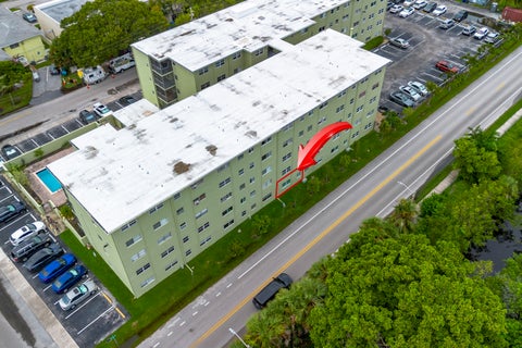 Tiny photo for 1425 Arthur Street #111B, Hollywood, FL 33020 (MLS # B26079392)